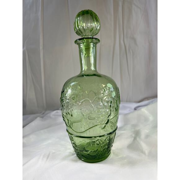 Light Green Glass Wine Bottle & Stopper MCM Vineyard Pattern Embossed Decanter - Picture 4 of 16